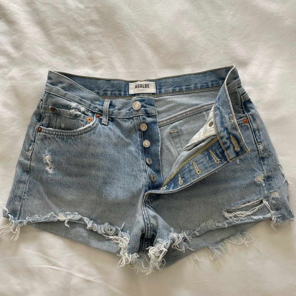 AGOLDE Parker Vintage Jean shorts, perfect condition. Color- Swapmeet.